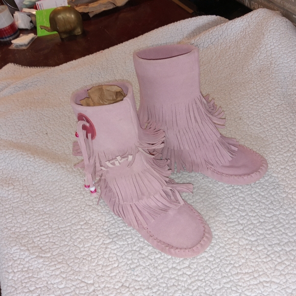 Steve Madden Dusty Pink Leather Apachee Fringed Moccasin Boots size 6.5 - Picture 3 of 15